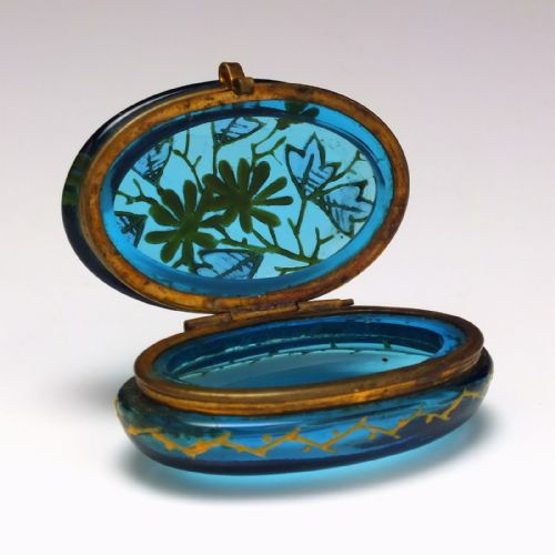 SUPERB 19TH CENTURY ENAMELED GLASS PATCH OR SNUFF BOX C1860 - ADDITIONAL PHOTO 3