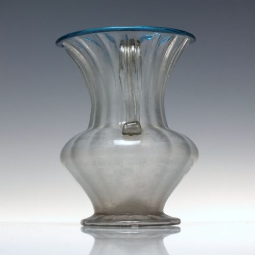 17TH CENTURY FACON DE VENISE GLASS JUG C1680 - ADDITIONAL PHOTO 4