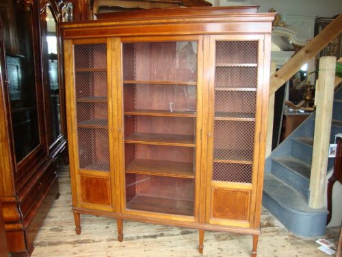 French Inlaid Mahogany 3 Door Boorcase