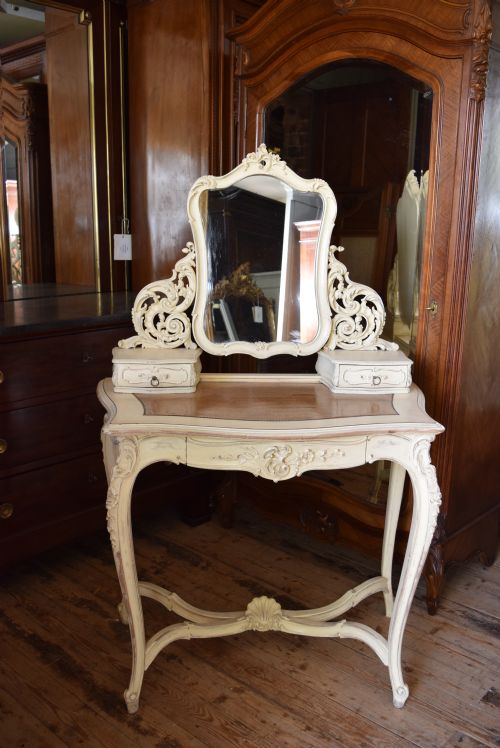 French Louis Xv Style Dressing Table