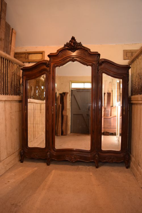 French Louis Xv Style Triple Armoire - Wardrobe