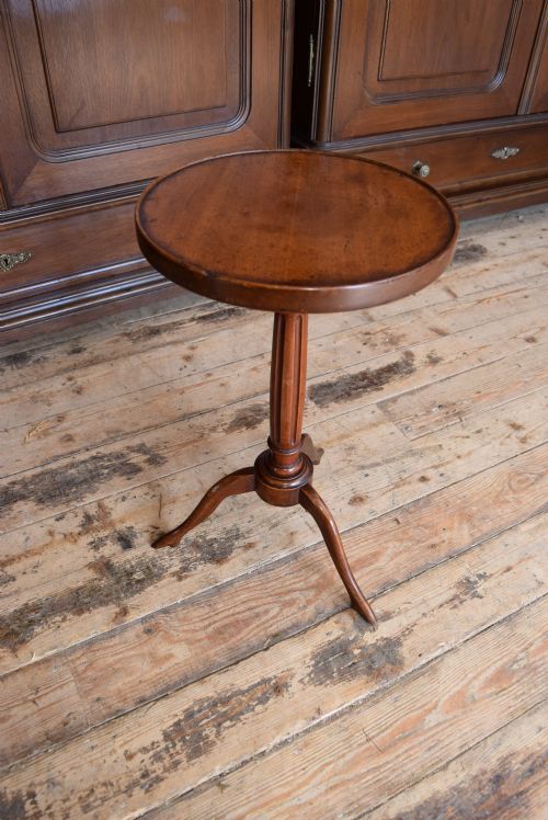 French Wine Table