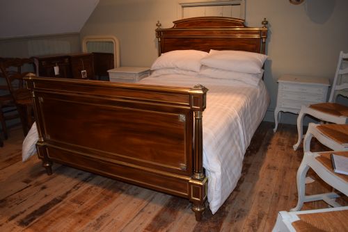 French Louis Xv1 Style Bed