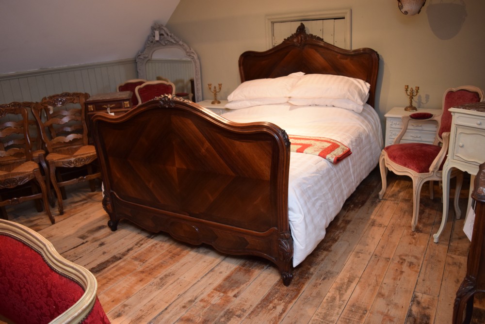 FRENCH LOUIS XV STYLE ROSEWOOD DOUBLE BED