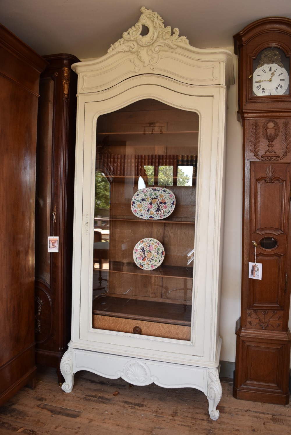FRENCH LOUIS XV STYLE VITRINE
