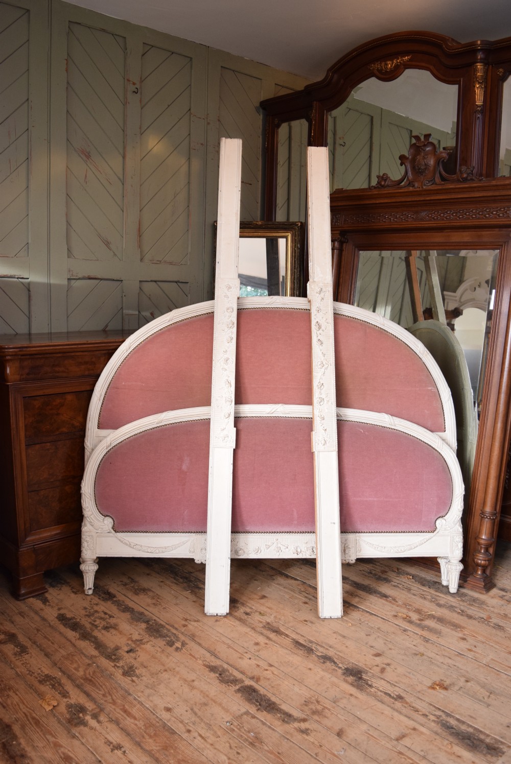 FRENCH UPHOLSTERED KING SIZE BED