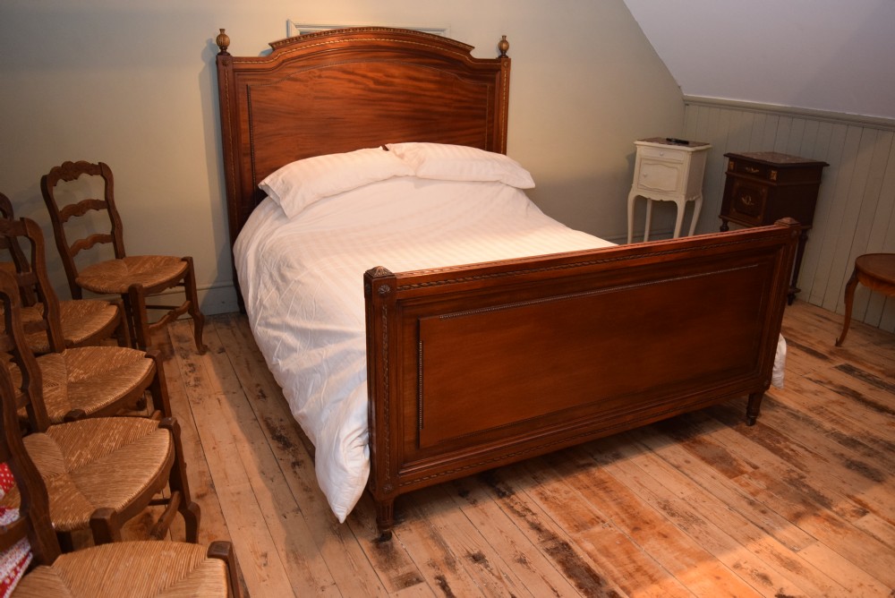 FRENCH LOUIS XV1 STYLE BED