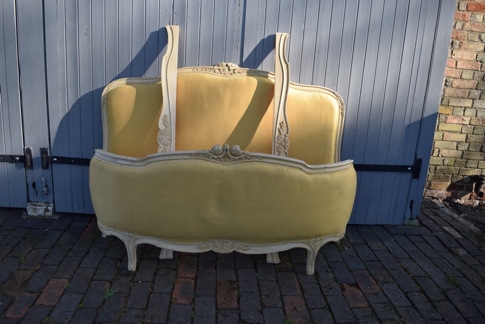 FRENCH UPHOLSTERED LOUIS XV STYLE CORBEILLE BED