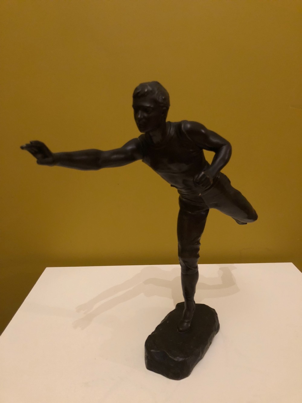 Bronze figure of a dancer  View VII