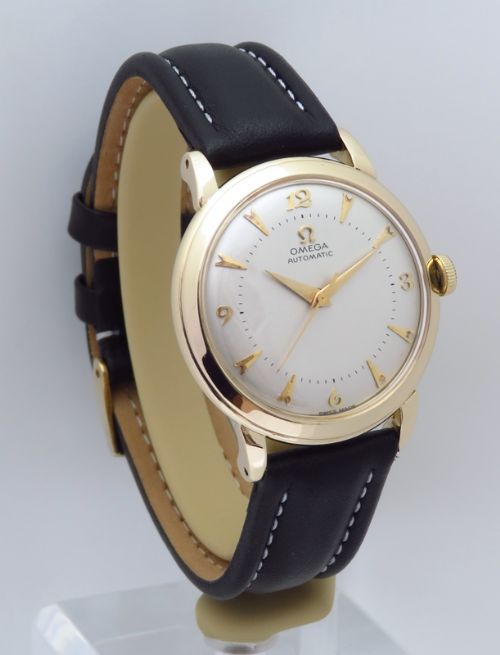 fig 1. WONDERFUL SOLID 14CT GOLD OMEGA AUTOMATIC BUMPER MENS VINTAGE WATCH C1949