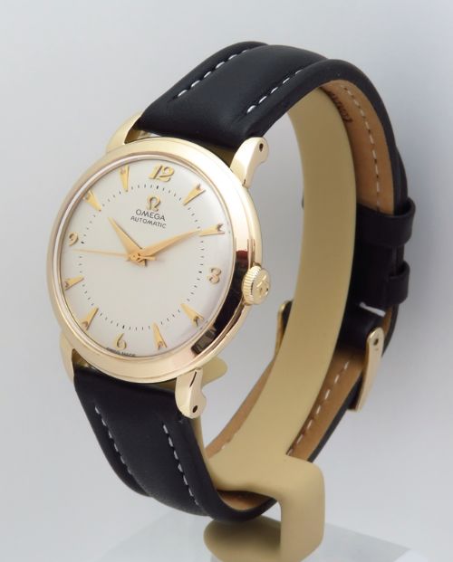 fig 3. WONDERFUL SOLID 14CT GOLD OMEGA AUTOMATIC BUMPER MENS VINTAGE WATCH C1949