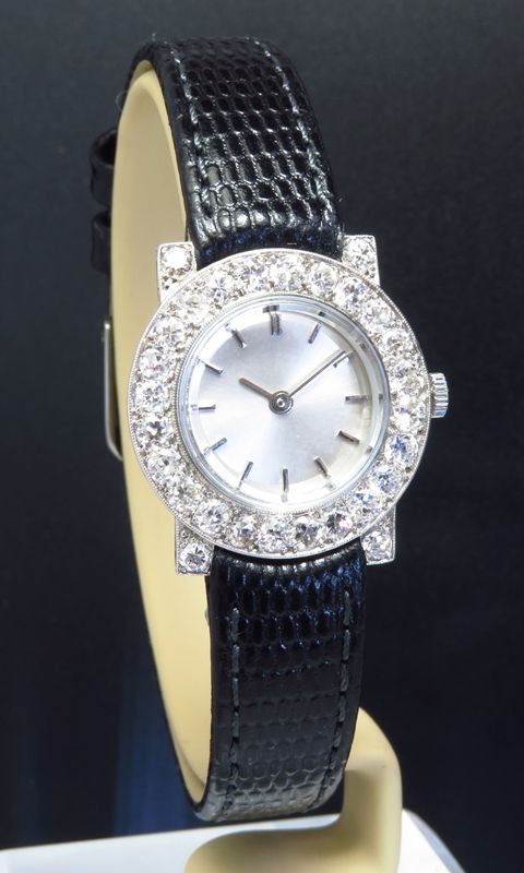 fig 3. STUNNING PLATINUM AND DIAMOND ART DECO LADIES VINTAGE COCKTAIL WATCH C1930