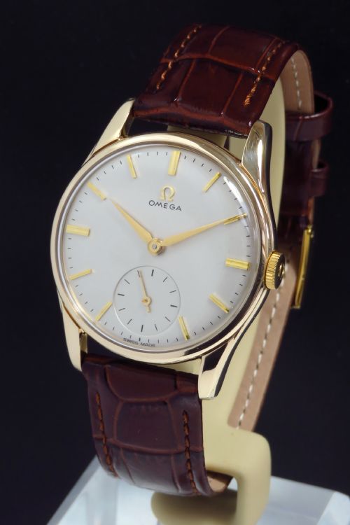 Superb Classic Solid 9ct Gold Omega Calibre 268 Mens Vintage Watch C1961