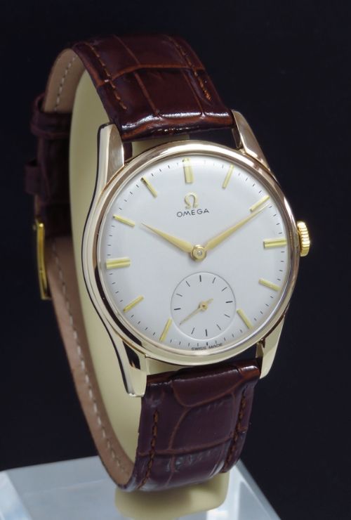 fig 1. SUPERB CLASSIC SOLID 9CT GOLD OMEGA CALIBRE 268 MENS VINTAGE WATCH C1961