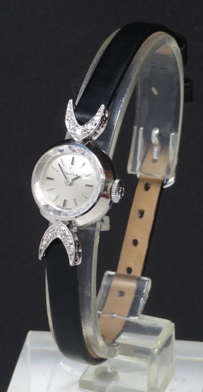 Lovely Solid 18ct White Gold and Diamond Omega Ladies Cocktail Watch C1960