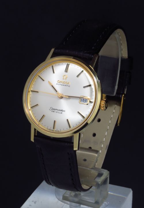 Superb Mint Original Condition Solid 18ct 18k Gold Omega Seamaster De Ville Automatic Calibre 565 Mens Vintage Watch with Box C1969