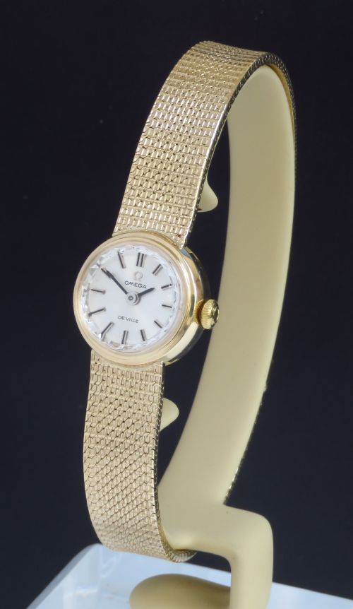 Beautiful Mint Condition Solid 9ct Gold Omega De Ville Ladies Cocktail Watch C1962