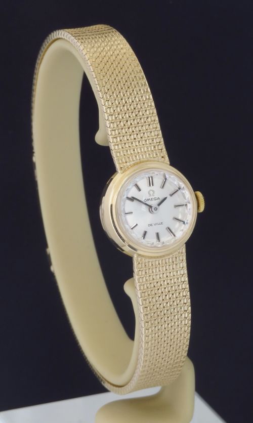 fig 3. BEAUTIFUL MINT CONDITION SOLID 9CT GOLD OMEGA DE VILLE LADIES COCKTAIL WATCH C1962
