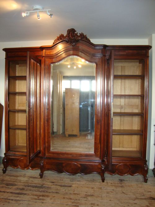 fig 1. FRENCH LOUIS XV STYLE TRIPLE DOOR ARMOIRE