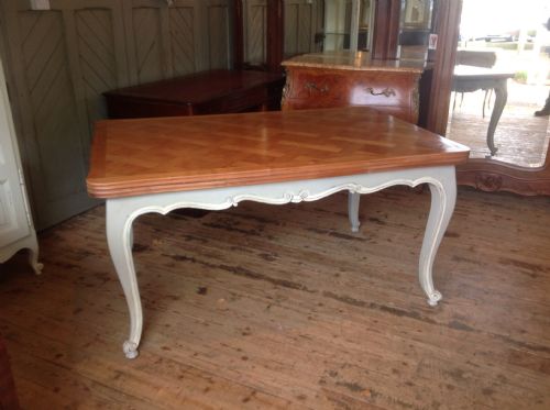 French Fruitwood Dinning Table