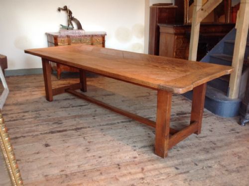 French Farmhouse Dinning Table