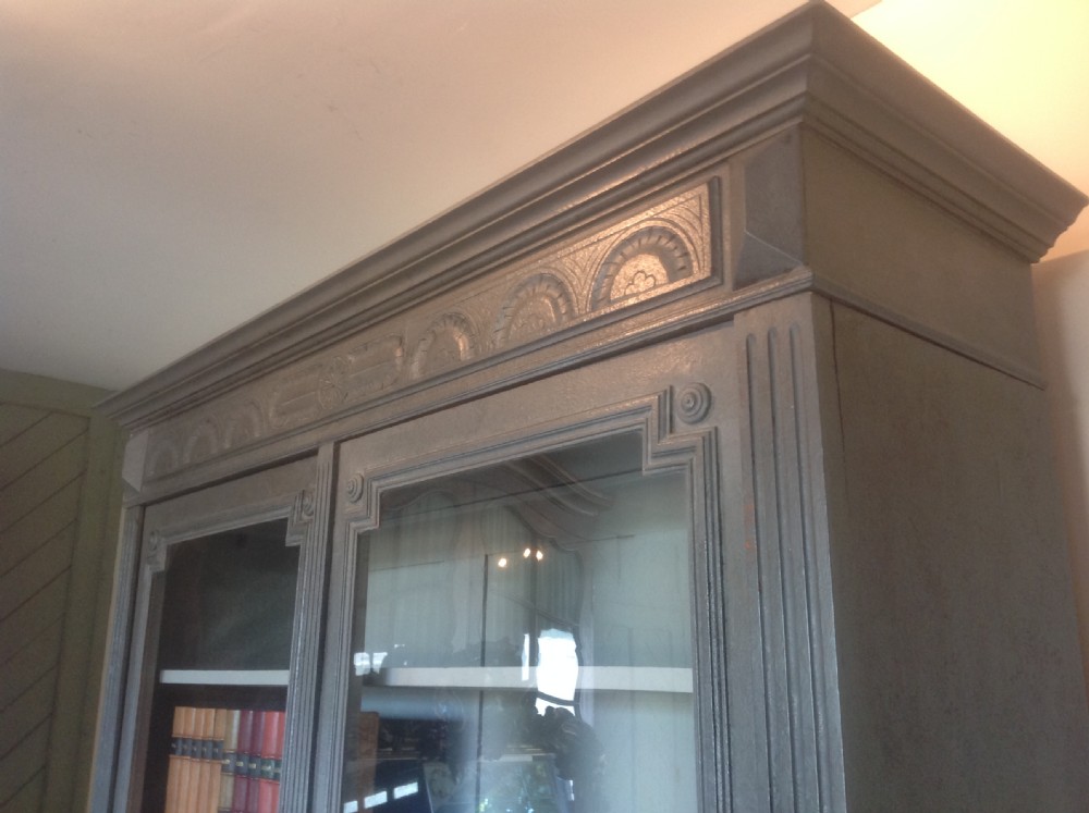 French painted bookcase  View IV