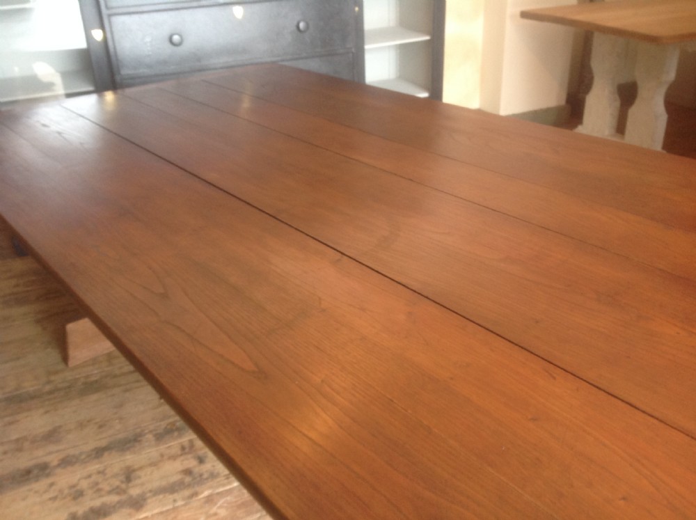 French elm dinning table View VIII
