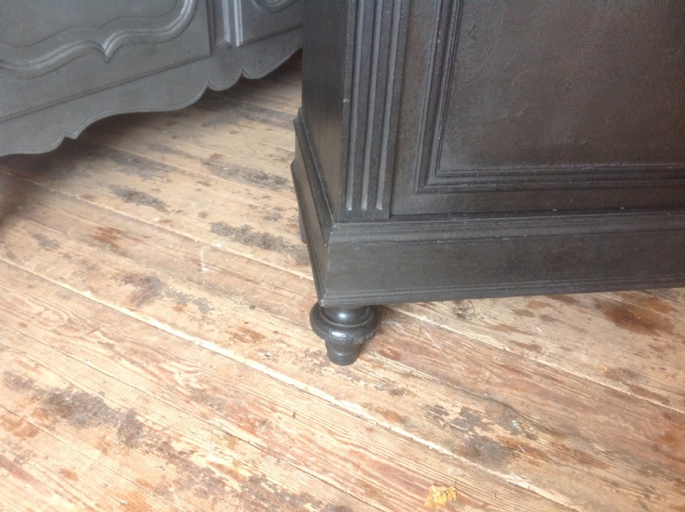 French painted bookcase View VII