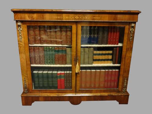 Very Good Victorian Walnut Inlaid Bookcase