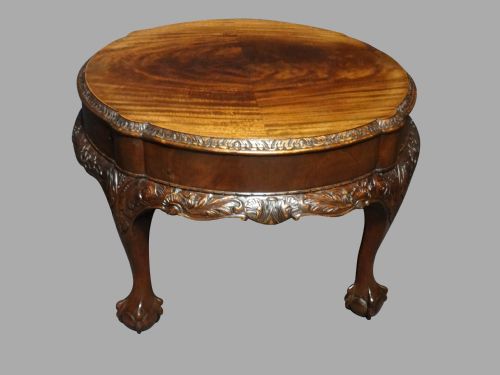Good Round Mahogany Coffee Table