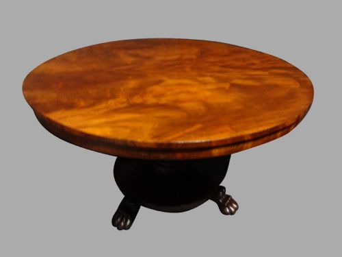 Good Mahogany Pedestal Dining Table