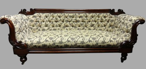 Very Good Victorian Mahogany Sofa