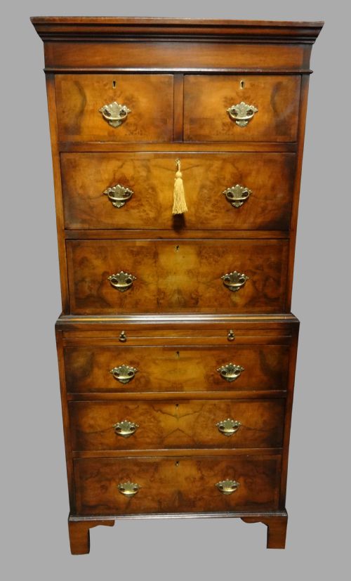 Good Burr Walnut Queen Anne Style Chest on Chest of Drawers