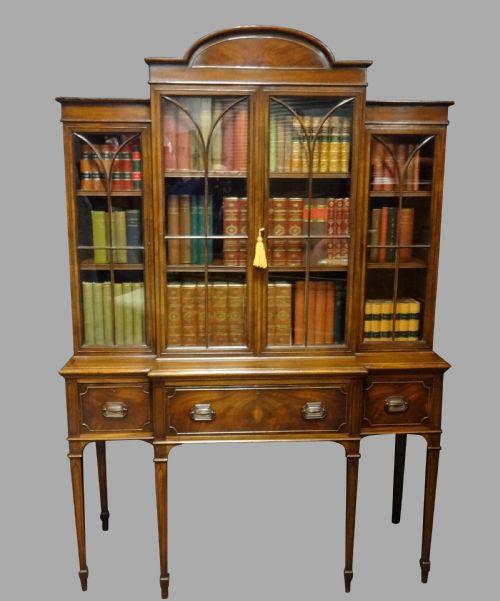 Outstanding Georgian Mahogany Breakfront Inlaid Bookcase