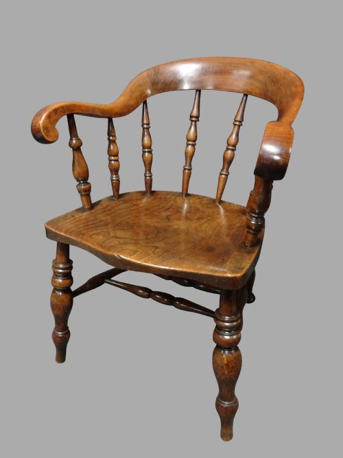 Good Victorian Elm Desk Chair