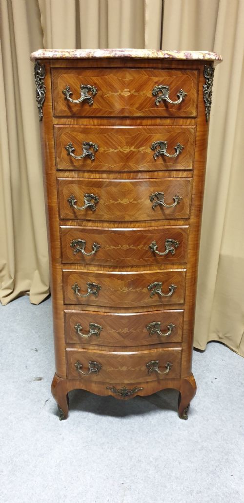 French Serpentine Semanier Chest of Drawers