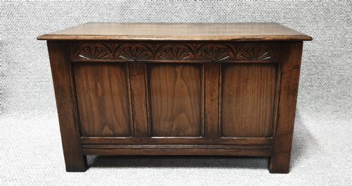 Small Oak Coffer