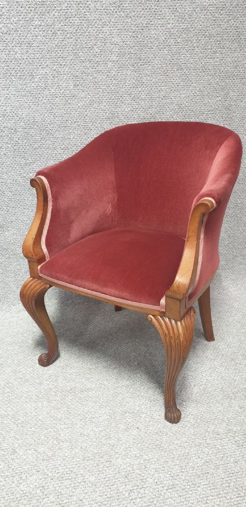 Very Nice Walnut Tub Chair