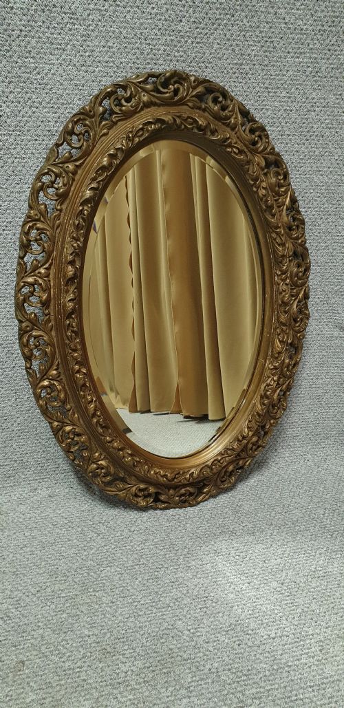 Lovely Victorian Gilt Mirror