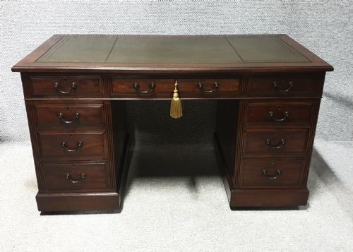 Excellent Quality Mahogany Desk