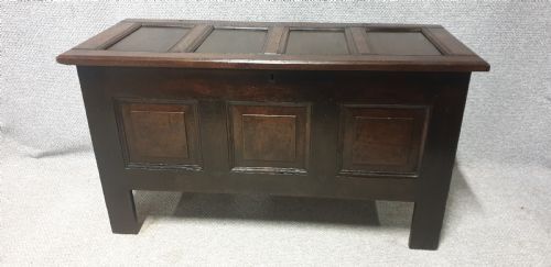 Super Georgian Oak Coffer