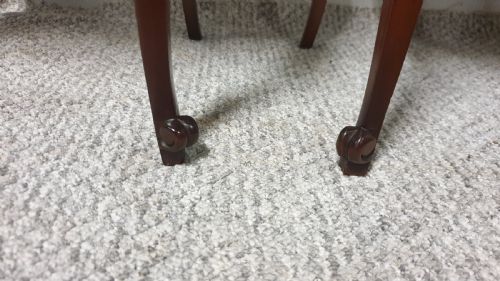 PAIR FRENCH MAHOGANY BEDSIDE CHESTS OF DRAWERS - ADDITIONAL PHOTO 3