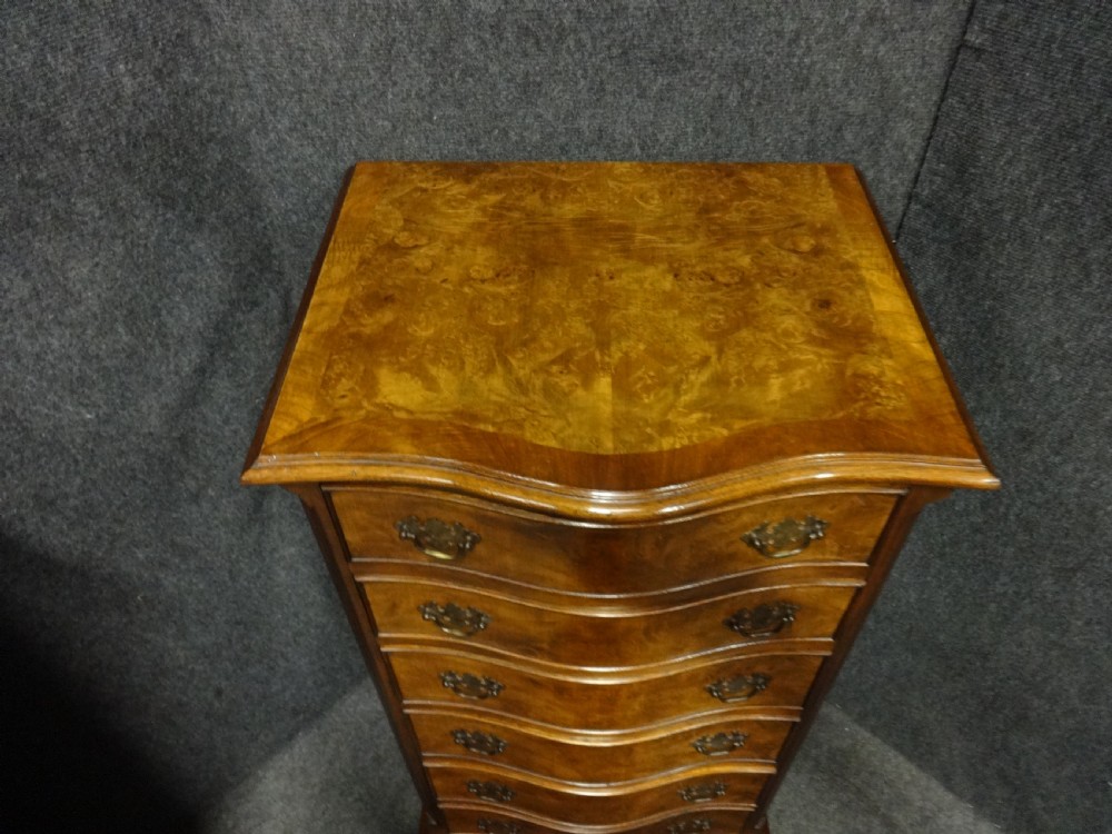 Very Good Burr Walnut Serpentine Chest of Drawers View III