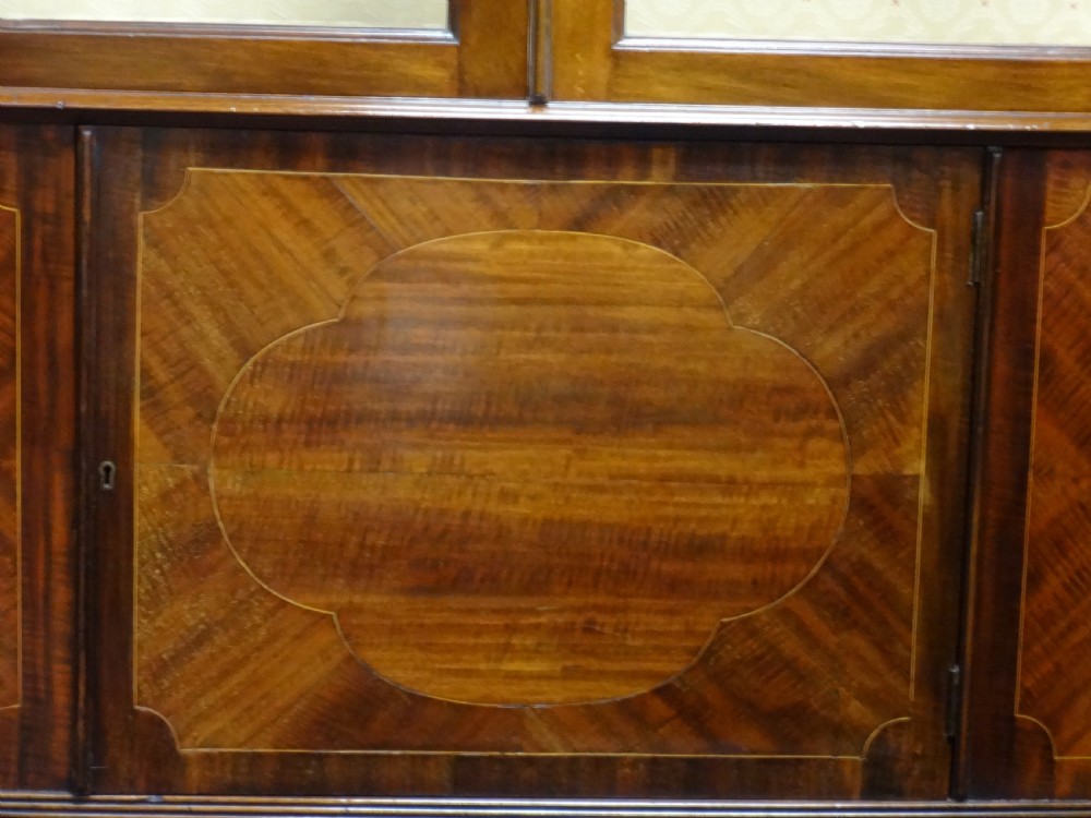Very Good Mahogany Inlaid Display Cabinet View IV