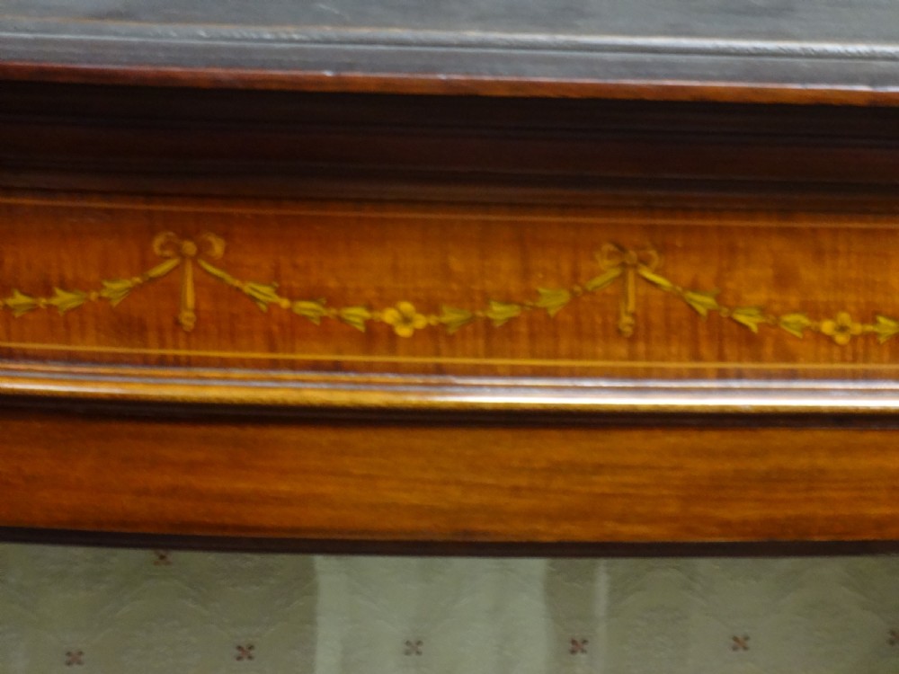 Very Good Mahogany Inlaid Display Cabinet View X