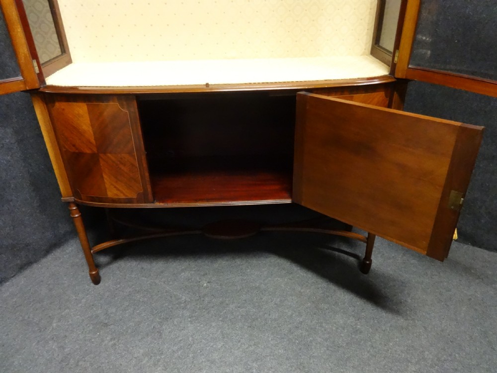 Very Good Mahogany Inlaid Display Cabinet View XV