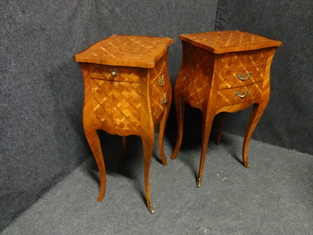 Pair Exquisite French Parquetry Bedside Lamp Chests of drawers View VI