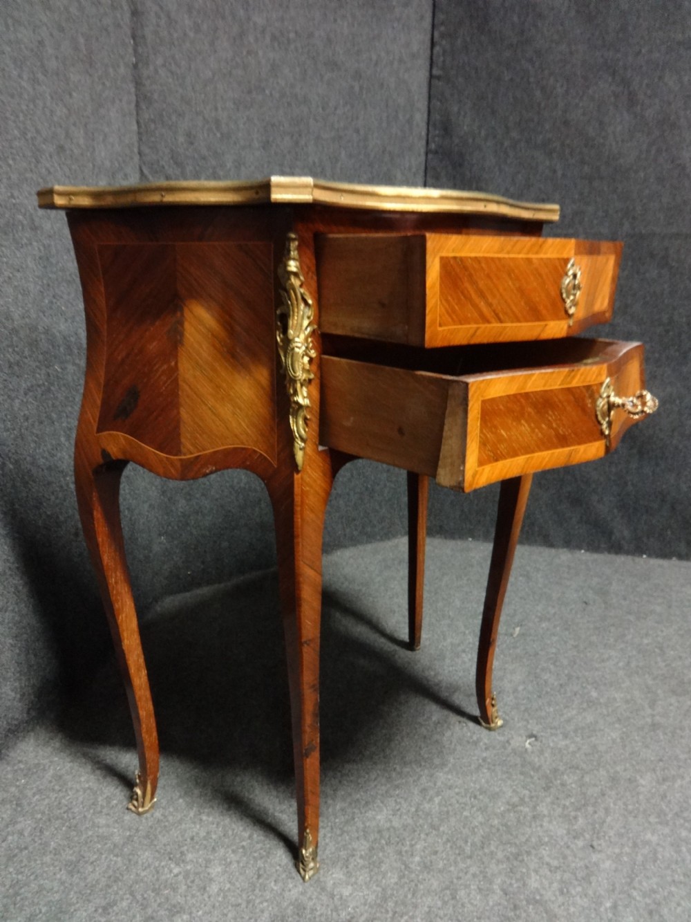 Lovely French Kingwood  Side table Chest of Drawers View VIII