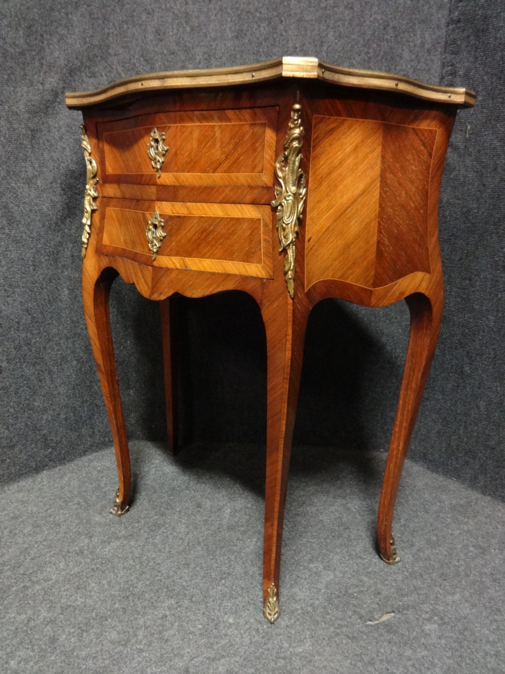 Lovely French Kingwood  Side table Chest of Drawers View XI