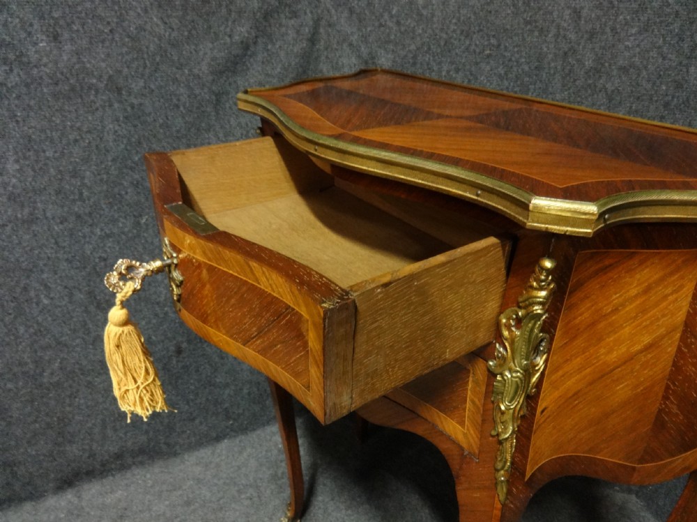 Lovely French Kingwood  Side table Chest of Drawers View XIII